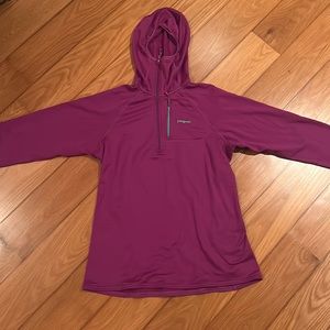 Patagonia capilene top